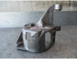 Replacement injection pump bracket for Seat Cordoba Berlina (6K2) Open Godo OEM IAM reference 028145523E 