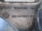 Recambio de soporte bomba inyeccion para seat cordoba berlina (6k2) open godo referencia OEM IAM 028145523E 