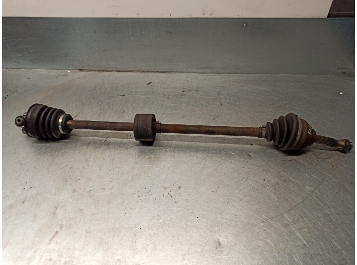 Recambio de transmision trasera derecha para fiat uno (146) 1.4 cat referencia OEM IAM 7744476 