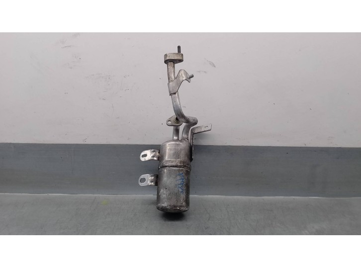 Recambio de filtro deshidratador para volvo c30 1.6 diesel cat referencia OEM IAM 31332649 