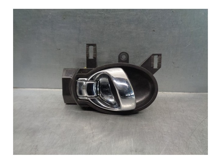 Recambio de maneta interior trasera derecha para nissan juke (f15) 1.6 16v referencia OEM IAM 806701HB3B  