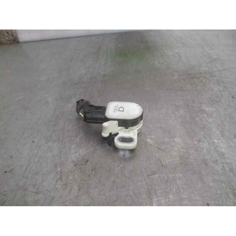 Recambio de pedal freno para toyota yaris 1.5 16v cat (híbrido) referencia OEM IAM 8951033030  