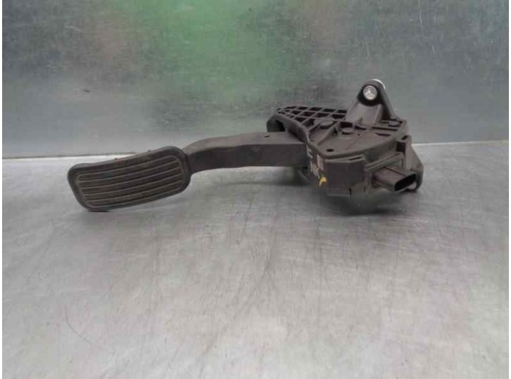 Recambio de potenciometro pedal para toyota corolla (e21) referencia OEM IAM 7811002210  