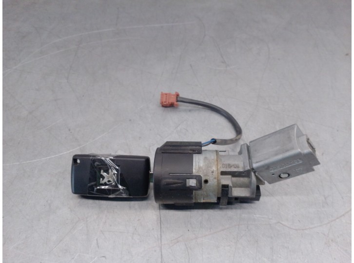 Replacement ignition switch for Peugeot 308 I (4A_, 4C_) 1.6 HDi OEM IAM reference 9663123280 4162KF DELPHI