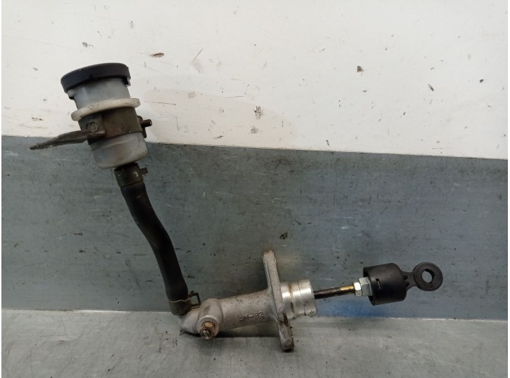 Replacement clutch pump for Hyundai Coupe (GK) 1.6 FX OEM IAM reference 416102D100 416102D100 