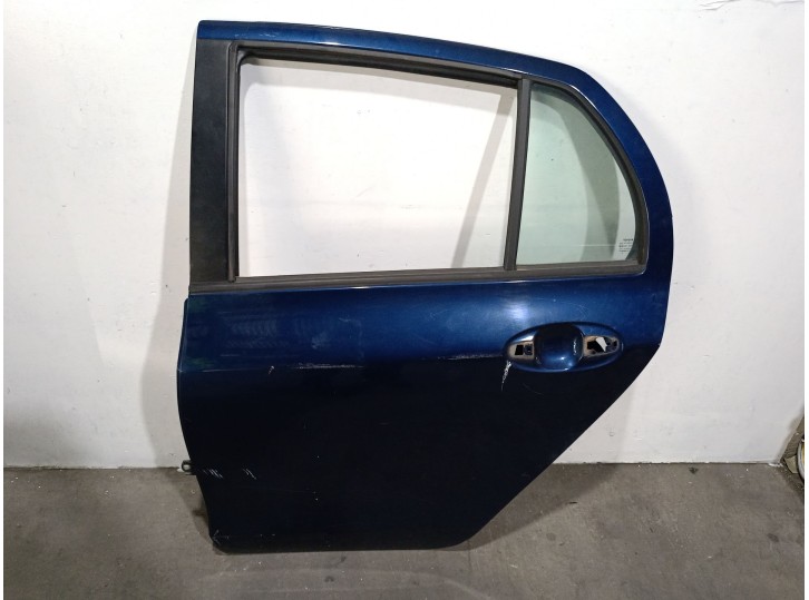Recambio de puerta trasera izquierda para toyota yaris (_p9_) 1.4 d-4d (nlp90_) referencia OEM IAM 670040D110 670040D110 
