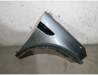 Recambio de aleta delantera derecha para land rover discovery sport (l550) 2.0 d 4x4 referencia OEM IAM LR061383 LR061383 