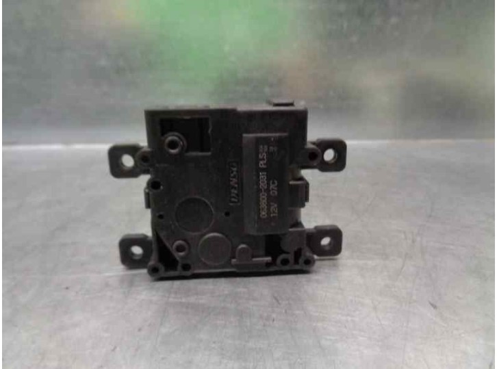 Recambio de motor calefaccion para toyota corolla (e21) referencia OEM IAM 0638002031PLS  