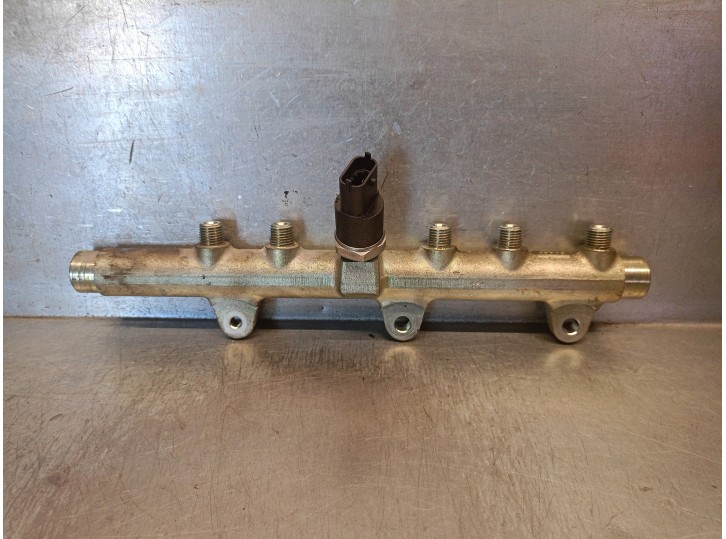 Recambio de rampa inyectora para fiat stilo (192) 1.9 jtd cat referencia OEM IAM 0445214016 0281002405 BOSCH