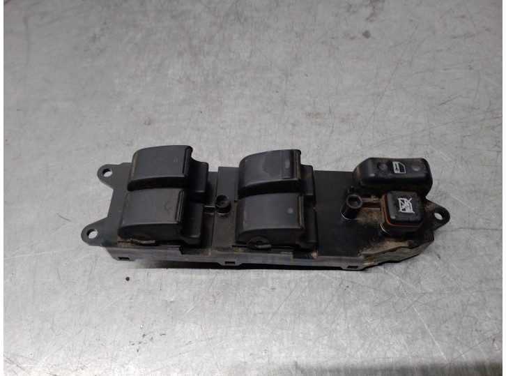 Recambio de mando elevalunas delantero izquierdo para toyota corolla (e12) 2.0 turbodiesel cat referencia OEM IAM 54355667D 8480