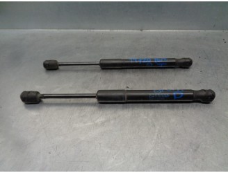 Recambio de amortiguadores maletero / porton para mazda 3 lim. (bl) 2.2 turbodiesel cat referencia OEM IAM BBM456930A 