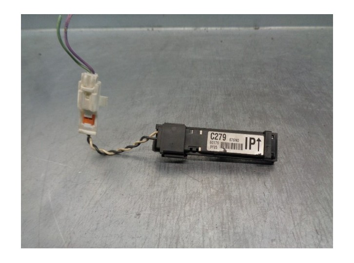 Recambio de antena para mazda 3 lim. (bl) 2.2 turbodiesel cat referencia OEM IAM C279676N0 