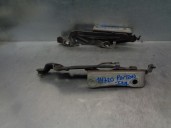 Replacement tailgate hinge for Mazda 3 Saloon (BL) 2.2 turbodiesel cat OEM IAM reference 