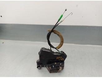 Replacement front right door lock for Toyota Corolla (E12) 2.0 turbodiesel CAT OEM IAM reference 6903002161 2 PIN