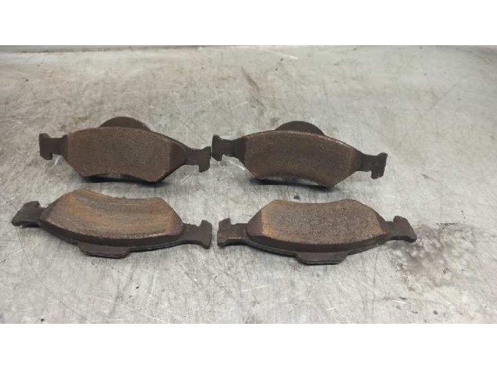 Recambio de pastillas de freno para ford fiesta (dx) 1.3 cat referencia OEM IAM 