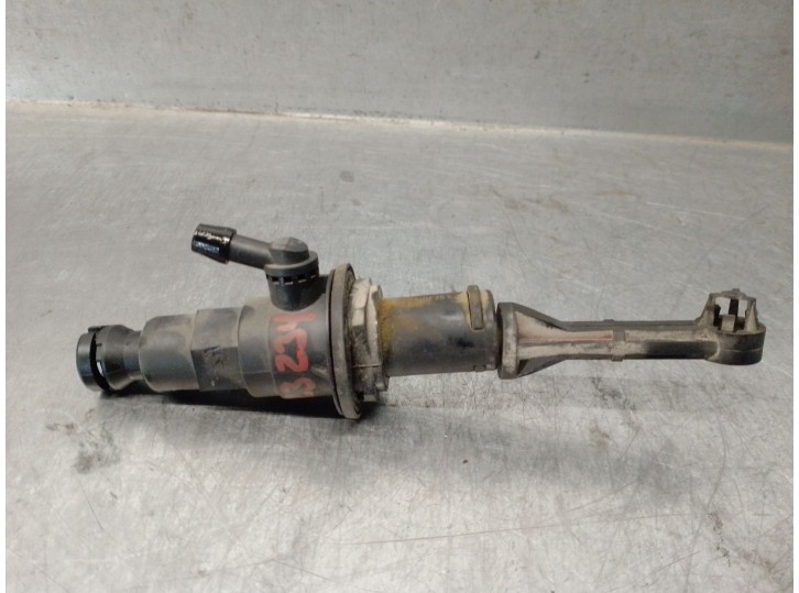 Replacement clutch pump for Renault Master from '98 2.5 diesel OEM IAM reference 8200459153 8200459153 