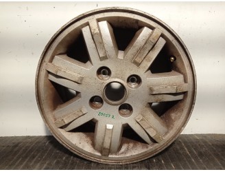 Recambio de llanta para kia carens 2.0 turbodiesel cat referencia OEM IAM K9965R66050 R15X6JJ-45 ALUMINIO 7P