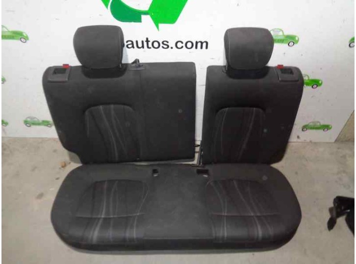 Recambio de asientos traseros para chevrolet aveo sedán 1.4 cat referencia OEM IAM TELA NEGRA 5 PUERTAS