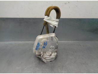 Replacement rear left door lock for Mazda 3 sedan (BL) 2.2 turbodiesel CAT OEM IAM reference BBM473310A 4 PINS 