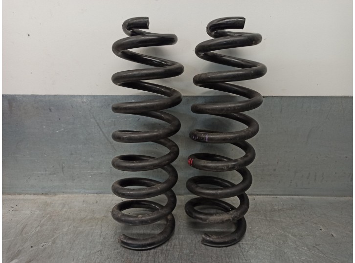 Recambio de muelle amortiguacion para mercedes-benz clase c (w205) lim. 2.0 cgi cat referencia OEM IAM A2053241004 