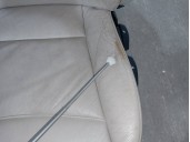 Recambio de asiento delantero izquierdo para bmw serie 3 berlina (e90) 2.0 turbodiesel cat referencia OEM IAM 52300399087 CUERO 