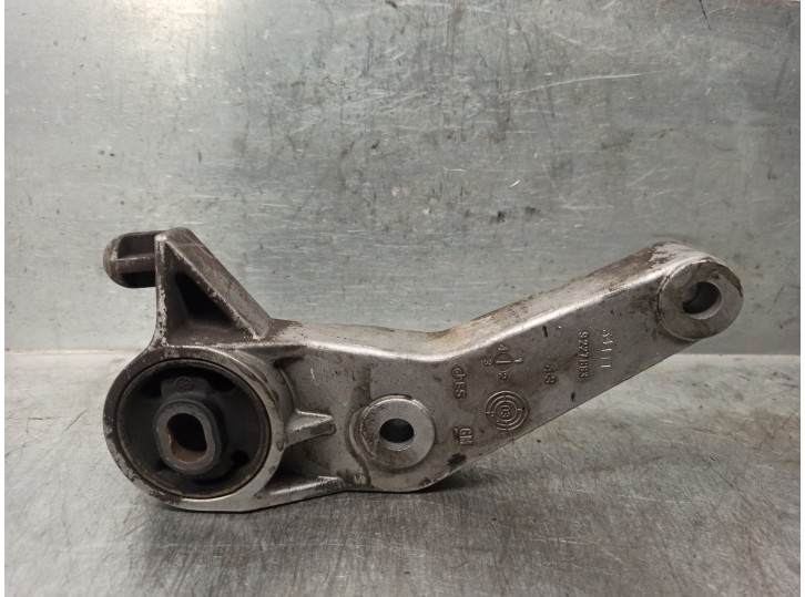 Recambio de soporte cambio para opel corsa c 1.4 16v referencia OEM IAM 9227883  