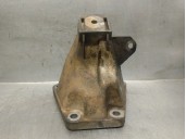 Replacement engine mount for Audi Allroad Quattro (4B5) 2.5 V6 24V TDI OEM IAM reference 4B0199308 4B0199308 