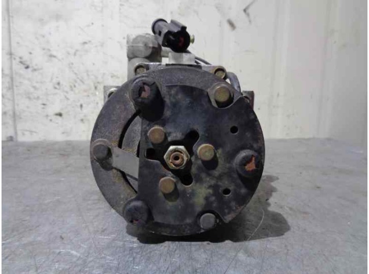 Recambio de compresor aire acondicionado para ford fiesta (dx) 1.8 diesel cat referencia OEM IAM 1405819  