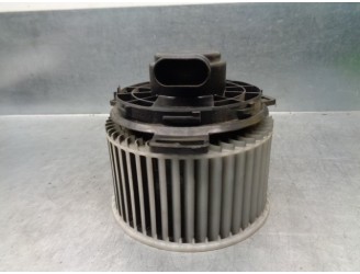 Replacement heater blower motor for Mazda 3 Sedan (BL) 2.2 Turbodiesel CAT OEM IAM reference BBP261B10 