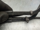 Recambio de brazo limpia delantero derecho para iveco c35 (1997 - ...) 2.8 referencia OEM IAM 504023733 504023733 VALEO