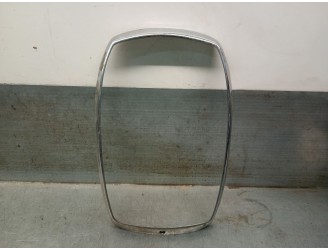 Recambio de cerquillo faro para mercedes-benz clase e (w114/w115) berlina 3.0 diesel referencia OEM IAM M110982  