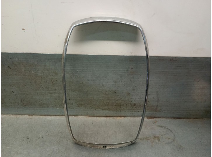 Recambio de cerquillo faro para mercedes-benz clase e (w114/w115) berlina 3.0 diesel referencia OEM IAM M110982 