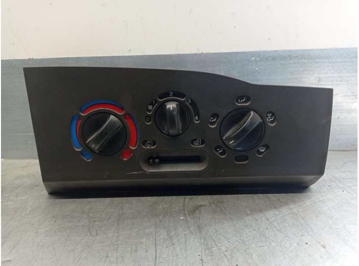 Recambio de mando calefaccion / aire acondicionado para iveco c35 (1997 - ...) 2.8 referencia OEM IAM 500337411  