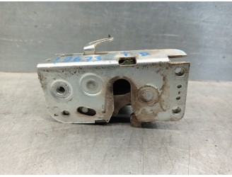 Recambio de cerradura puerta trasera derecha para iveco c35 (1997 - ...) 2.8 referencia OEM IAM 500329770  5 PUERTAS