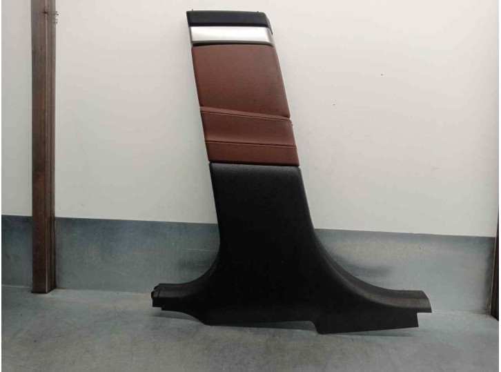 Recambio de molduras delanteras para bmw serie 5 gran turismo (f07) 2.0 turbodiesel referencia OEM IAM 56085711  