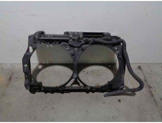 Replacement front radiator grille for Peugeot 407 Coupé 2.7 HDi FAP cat (UHZ / DT17TED4) OEM IAM reference FIBERGLASS 