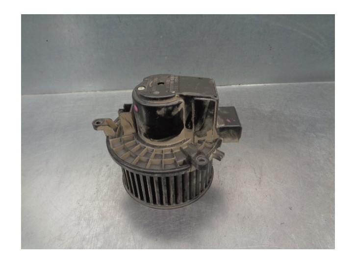 Recambio de motor calefaccion para jeep commander 3.0 crd cat referencia OEM IAM AY2727000282 