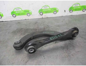Recambio de brazo suspension superior trasero izquierdo para volvo v40 cross country 2.0 diesel cat referencia OEM IAM AV615500A
