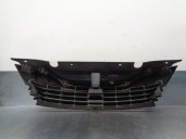 Recambio de rejilla delantera para renault laguna ii (bg0) 1.6 referencia OEM IAM 8200012581 