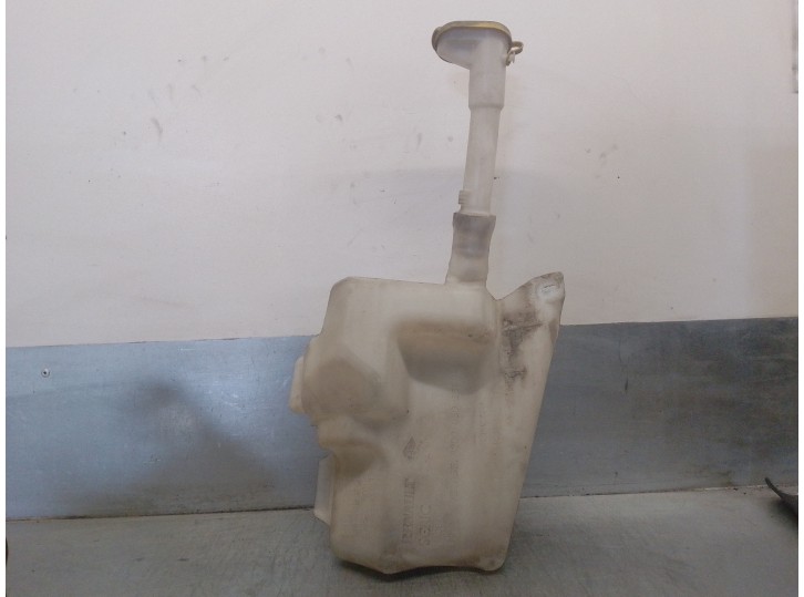 Recambio de deposito limpia para renault laguna ii (bg0) 1.6 referencia OEM IAM 8200000527 8200022401 