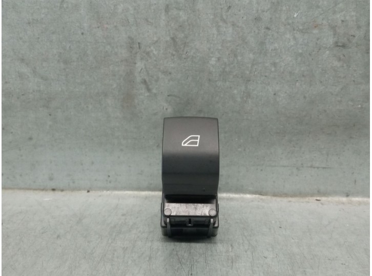 Recambio de mando elevalunas delantero derecho para volvo xc40 (536) recharge referencia OEM IAM 31456060 31456060 