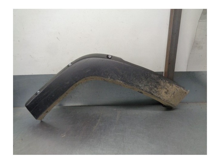 Recambio de aletin trasero izquierdo para jeep commander 3.0 crd cat referencia OEM IAM 1FG43TRMAA 