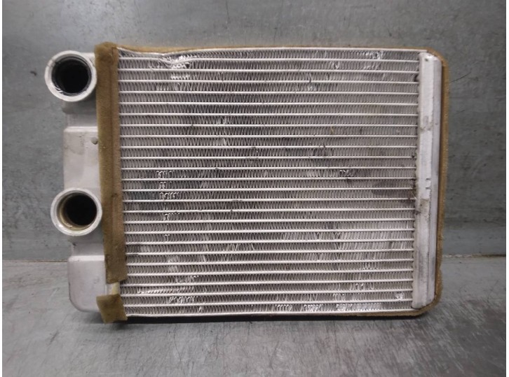 Recambio de radiador calefaccion / aire acondicionado para jeep commander 3.0 crd cat referencia OEM IAM D3358003 