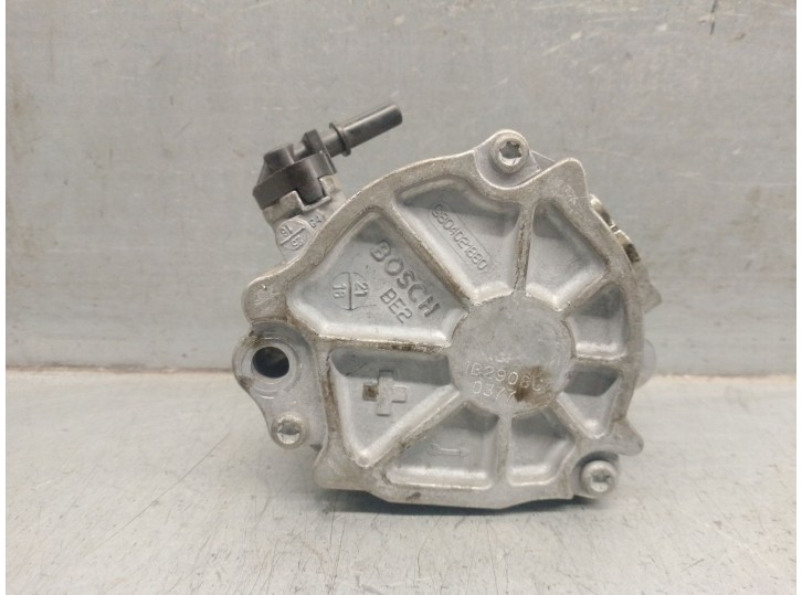 Recambio de depresor freno / bomba vacio para citroën c-elysée exclusive referencia OEM IAM 9804021880 9804021880 BOSCH