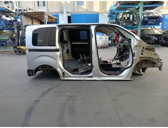 Recambio de aleta trasera derecha para citroën spacetourer autobús (v_) 1.6 bluehdi 95 referencia OEM IAM 1614172380 1614172380 