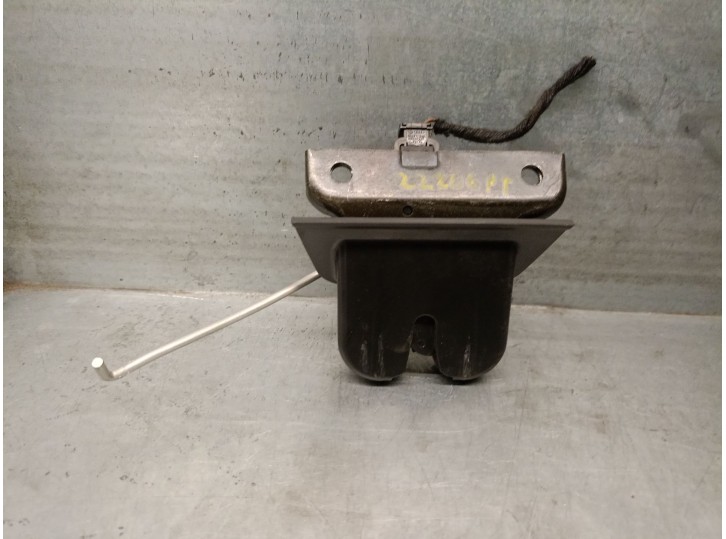 Recambio de cerradura maletero / porton para audi a2 (8z0) 1.4 referencia OEM IAM 4B9827505H 4B9827505H 
