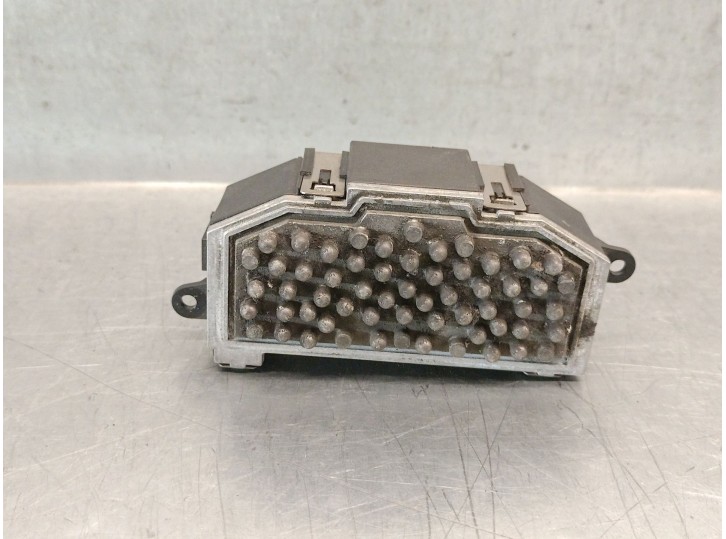 Recambio de resistencia calefaccion para volkswagen touran (1t1, 1t2) 2.0 tdi referencia OEM IAM 3C0907521B  F011500045 BOSCH