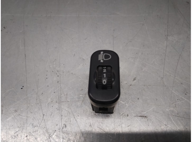 Recambio de mando luces salpicadero para volkswagen crafter caja cerrada 2.5 tdi dpf referencia OEM IAM 9065440131  