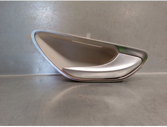Recambio de maneta interior delantera derecha para mercedes-benz clase c (w205) lim. 2.0 cgi cat referencia OEM IAM A2057603200 