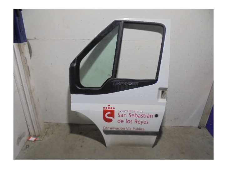 Recambio de puerta delantera izquierda para ford transit caja cerrada ´06 2.2 tdci cat referencia OEM IAM 1848341 BLANCA 